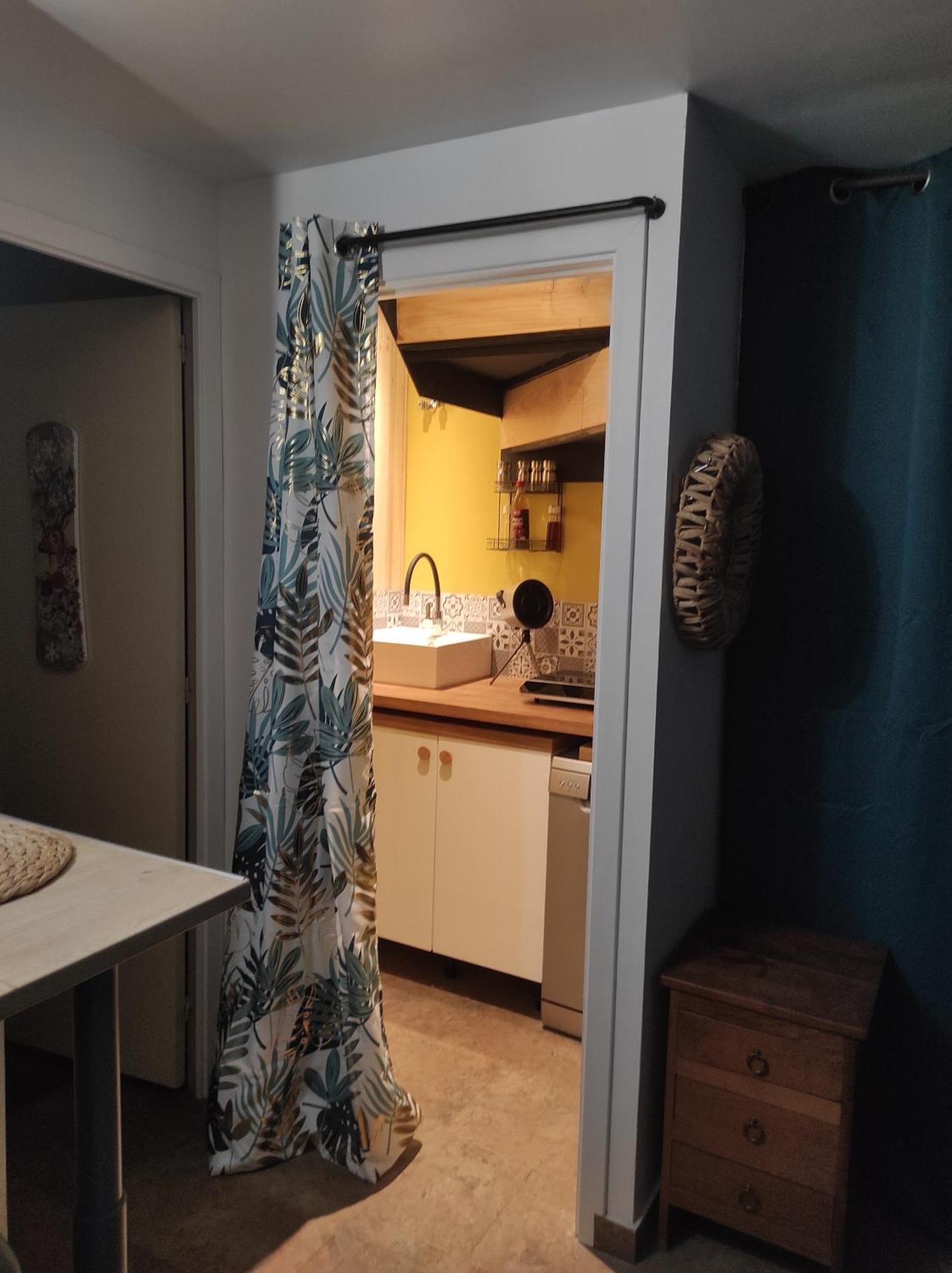 Petit Studio Cosy سانت-بيير-ديلس-فوركات المظهر الخارجي الصورة