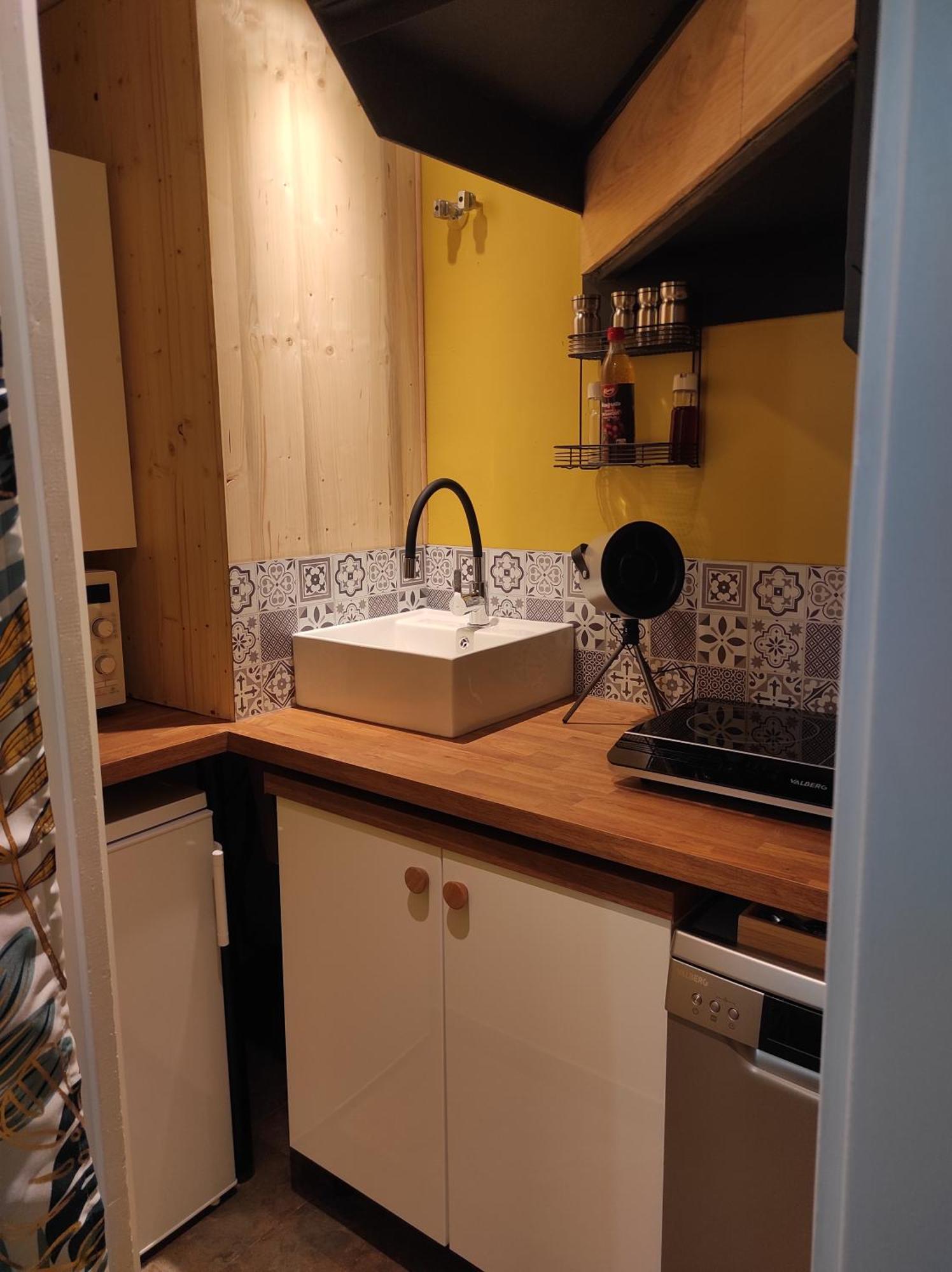 Petit Studio Cosy سانت-بيير-ديلس-فوركات المظهر الخارجي الصورة